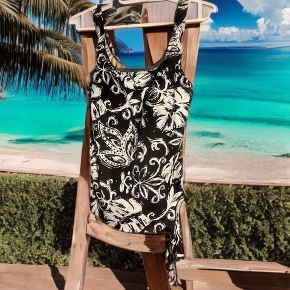 Maxine of Hollywood Tankini Like new​